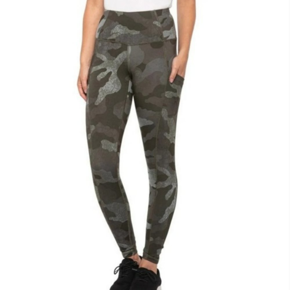 The North Face SP Motivation High Rise 7/8 Leggings